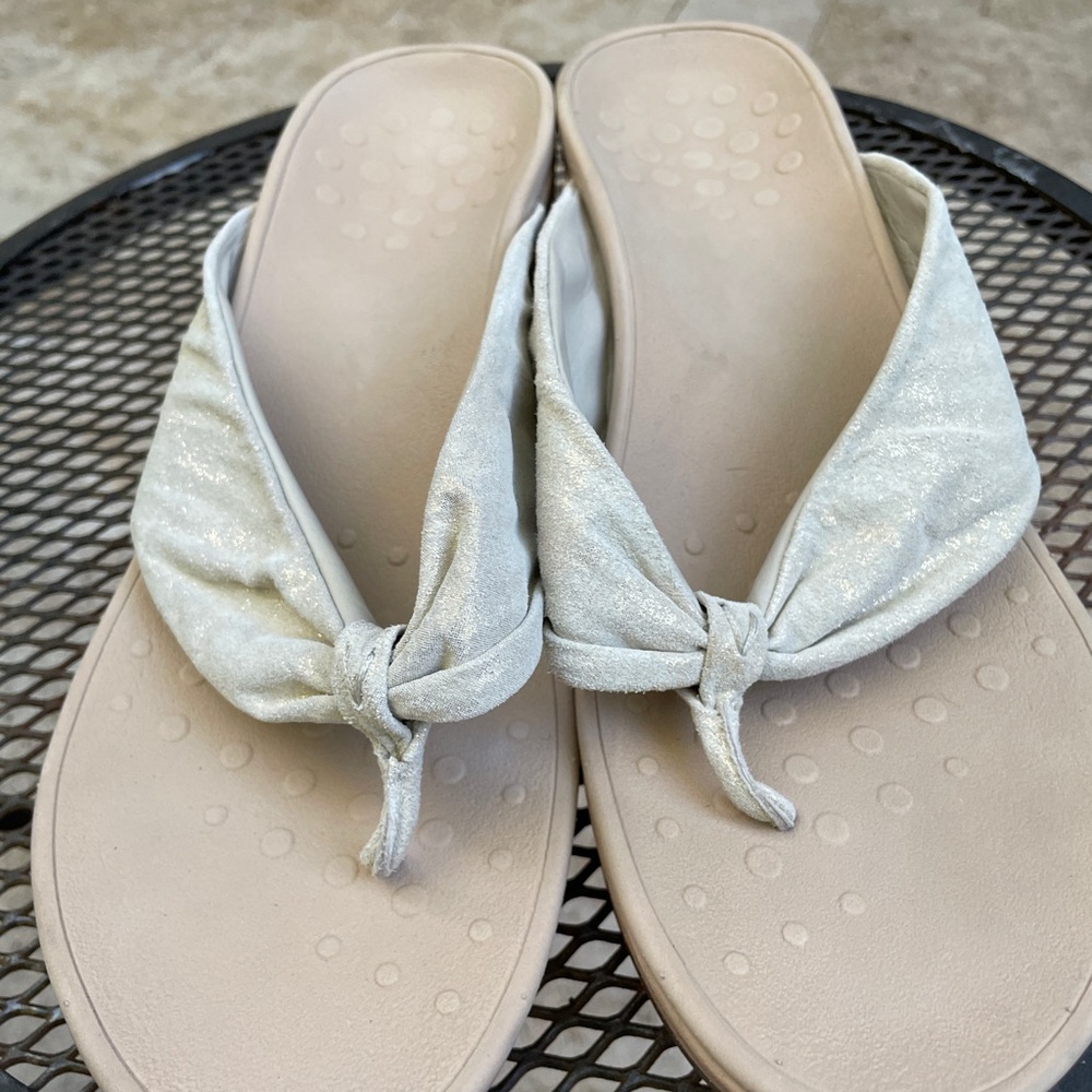 Wedge sandals